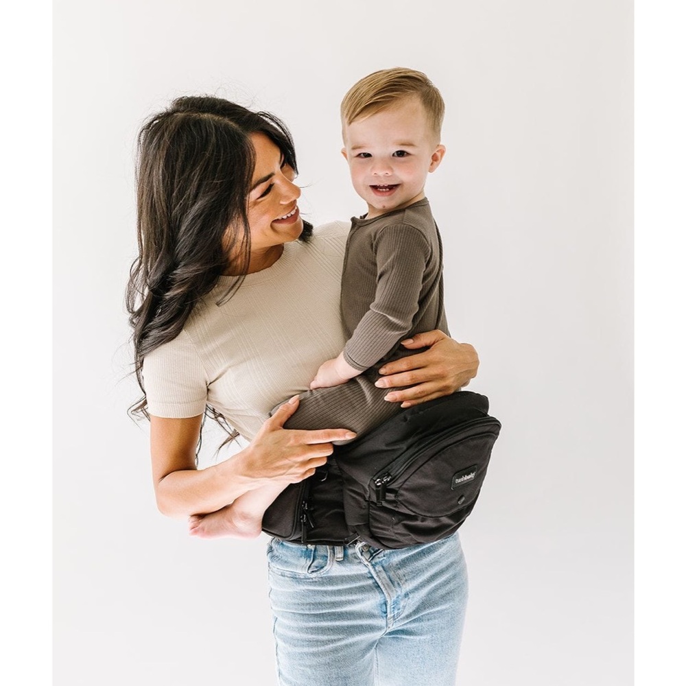 Tushbaby Hip Carrier- Black & Gold